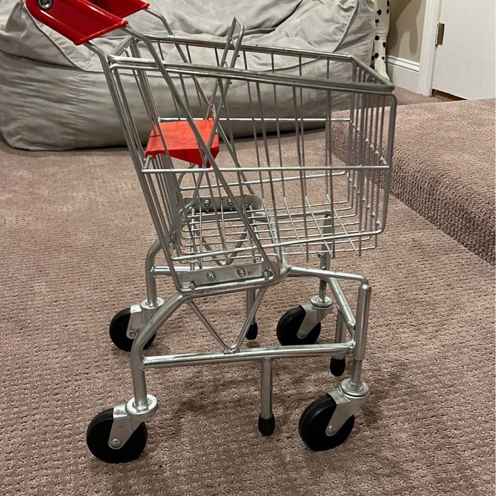 Melissa and Doug metal shopping cart